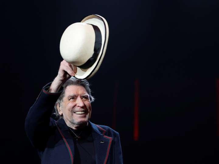 Joaquín Sabina dio el adiós definitivo a los escenarios con un concierto en Madrid: "Es el último de mi vida"