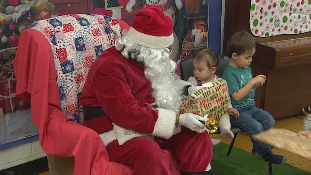 Santa brings early Christmas cheer to Uranium City