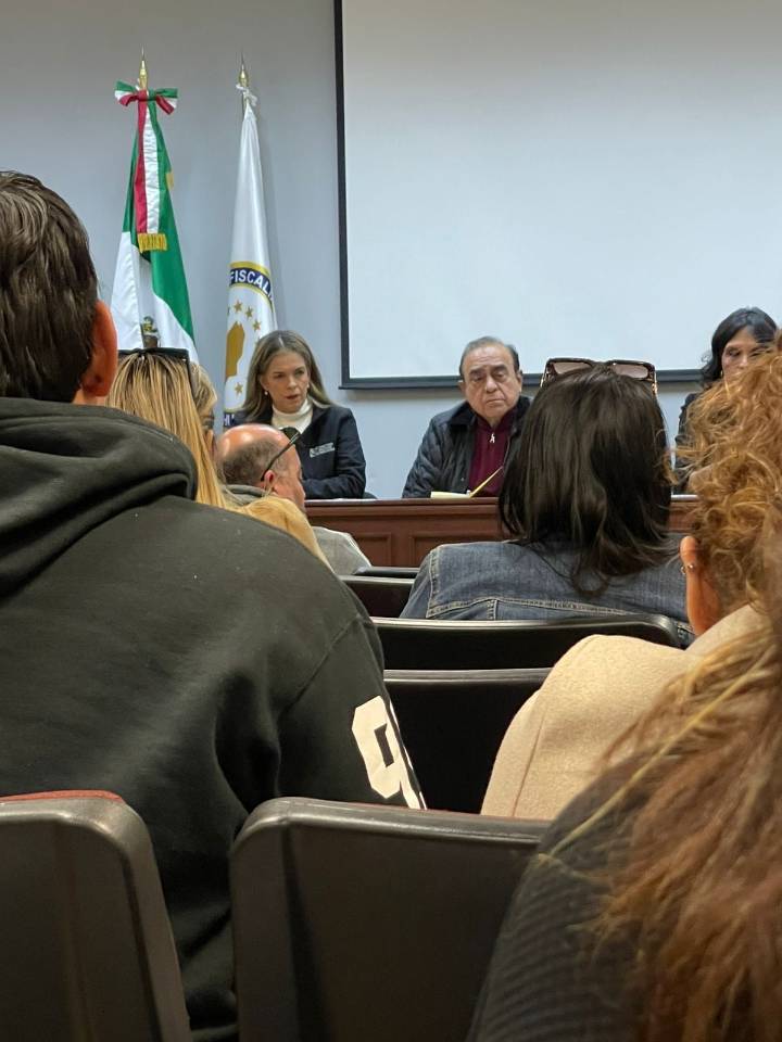 Exige diputada Xóchitl Contreras justicia para niños y padres de selección Juárez de fútbol americano afectados por presunto fraude