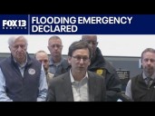 Tens Of Thousands Face Evacuation As Washington State Floods