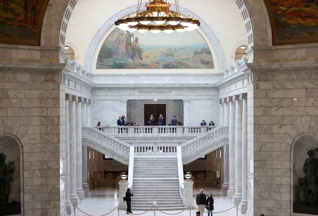 Utah lawmakers will vote to reverse controversial public union law in special session