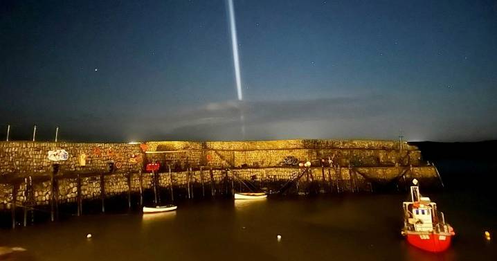 Mystery streak of light over UK town feared to be alien spaceship 'was Chinese rocket'