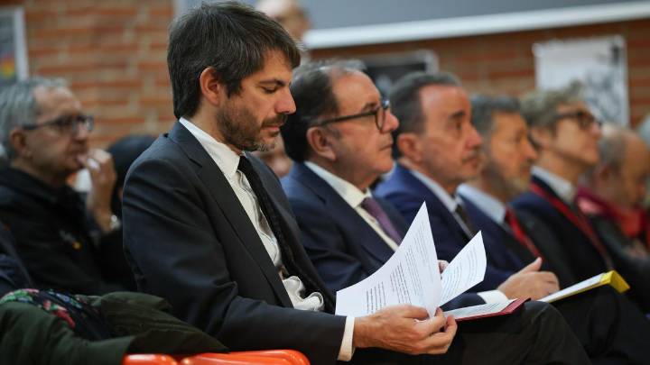 Sumar exige "una remodelación urgente" del Gobierno para responder a los casos de corrupción