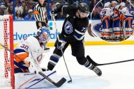Ilya Sorokin dazzles again in Islanders' win over Lightning