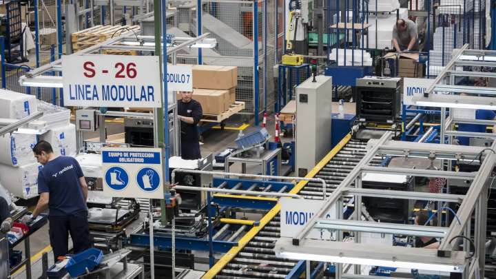 Teka aplaza al 8 de enero la negociación del ERE que afectará a su planta de Zaragoza