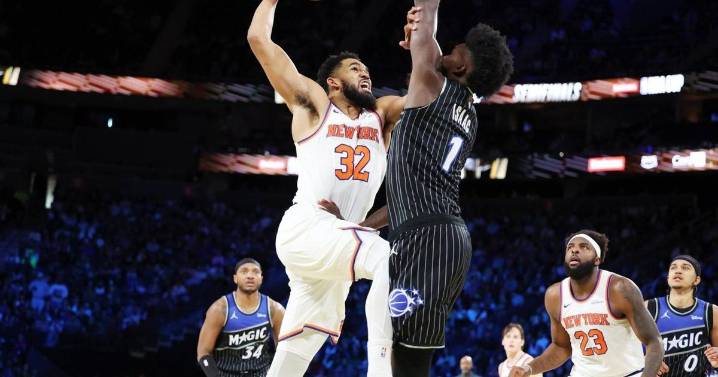 Jalen Brunson's season-high 40 points lead Knicks past Magic to NBA Cup final