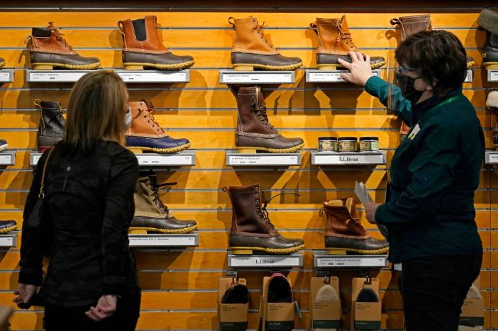 L.L.Bean announces plans to open store in Naperville next year