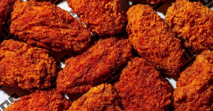 Popular fast-food chain introduces 'ultimate Christmas dinner' meal to UK stores