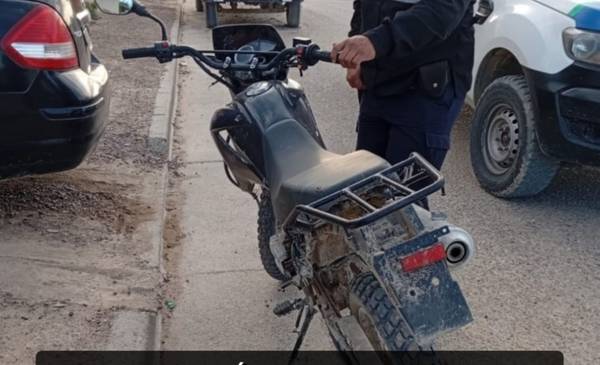 Policía recuperó una moto robada
