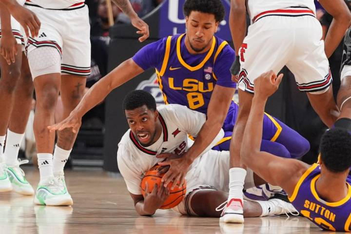 Christian Anderson scores 27 points as No. 19 Texas Tech beats LSU 82