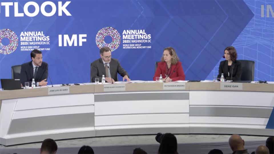 Técnicos del FMI aprueban 620 millones de dólares para Ecuador