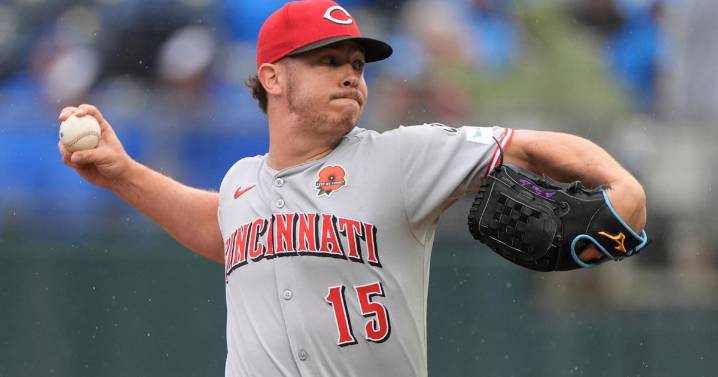 Reds closer Emilio Pagán returns on $20 million, 2