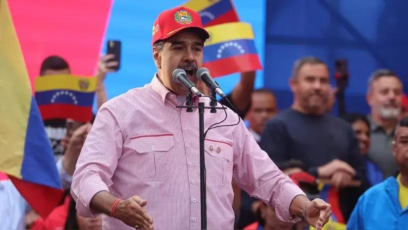 Nicolás Maduro confirma que conversó por teléfono con Donald Trump "hace unos diez días"