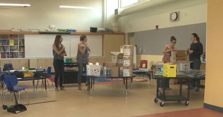 Oakland School District faces $100 million budget cut, threat of state receivership looms