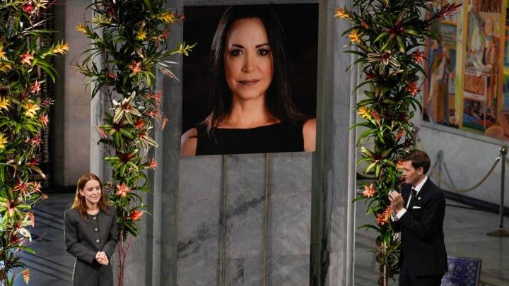 Comité del Nobel anunció que María Corina Machado logró llegar a Oslo, Noruega