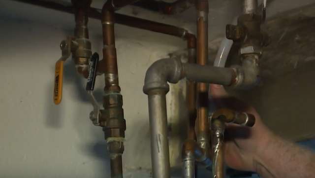 Cincinnati experts seeing rise in calls for assistance with frozen pipes from earlier brush with winter