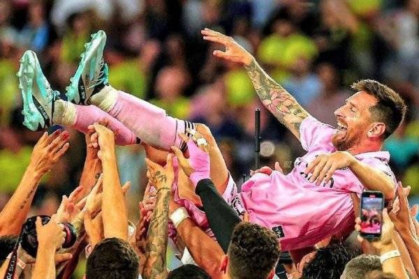 Messi conquistó la MLS Cup con Inter Miami y las redes estallan por su nuevo récord mundial