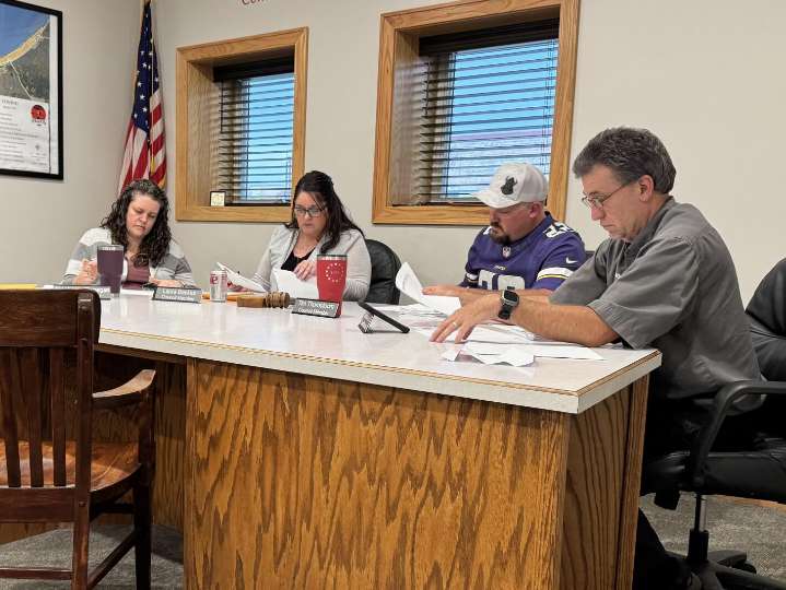 Osakis City Council gets to play Santa to residents, sort of