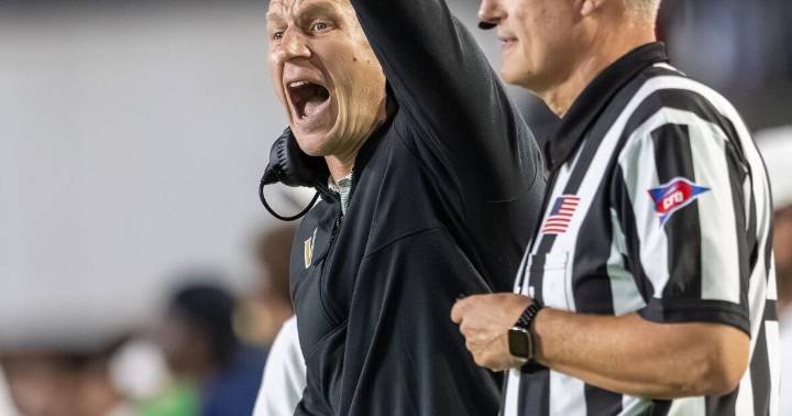 Vanderbilt no closer to CFP berth in latest rankings