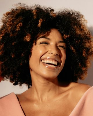 ¿Le sonríes a extraños?