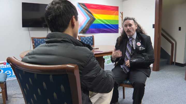 Louisville proposal to prevent law enforcement from wearing masks faces tight vote