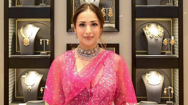 Gold Falls To Rs 1,32,600/10g Amid Subdued Demand In Delhi Markets