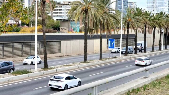 Barcelona pone en marcha dos nuevos radares en la Ronda Litoral para cazar a los imprudentes al volante