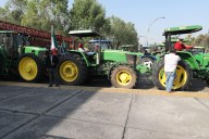 Avanza en San Lázaro Ley de Aguas y tractores protestan afuera