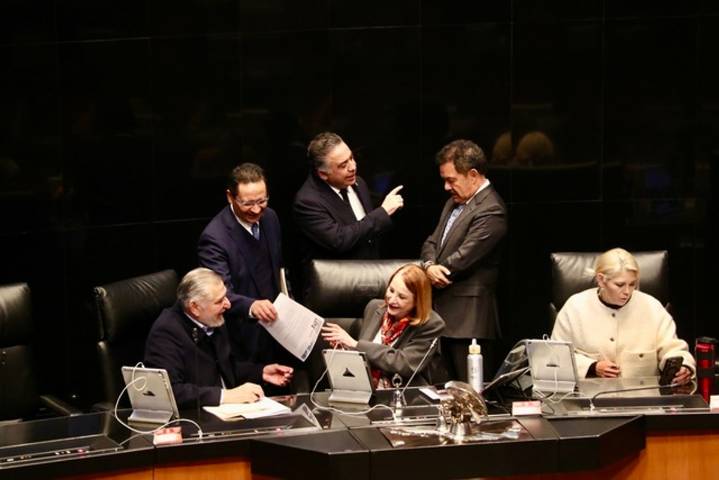 Aprueba Senado lista de 10 candidatos para la FGR; la turna a la Presidenta