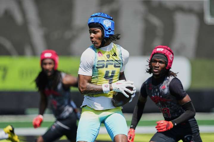 Ohio State reportedly battling for four-star receiver as National Signing Day nears: Buckeye Breakfast