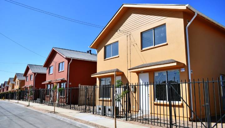 Plan de Emergencia Habitacional alcanzó un 91% de avance: 236.622 viviendas terminadas o entregadas