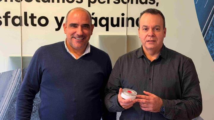 Los inventores de la baliza V-16 responden sin tapujos: “Ha faltado muchísima más información por parte de la DGT a los conductores”