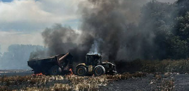 Ameghino: un incendio de rastrojo se descontroló y alcanzó maquinarias agrícolas
