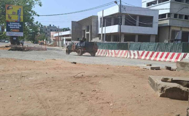 Reportan varios muertos tras golpe de Estado fallido en Benín; responsables siguen prófugos