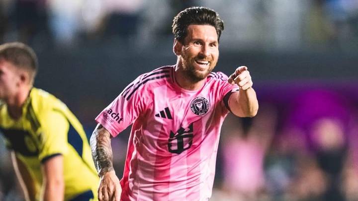 Photo With Messi? Possible For Indian Fans, But It Will Cost You Dearly