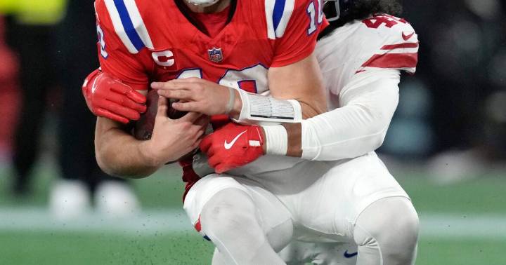 NFL mandates new playing surfaces for all stadiums by 2028 to enhance player safety