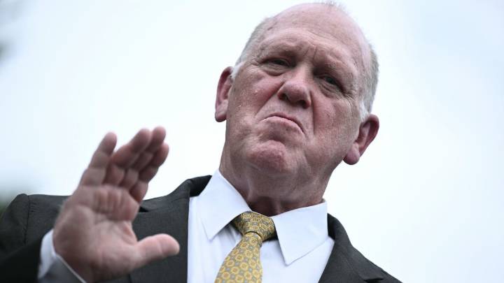 Homan respalda la ofensiva migratoria de Trump y asegura que los operativos en Minnesota no responden a sus comentarios sobre los somalíes