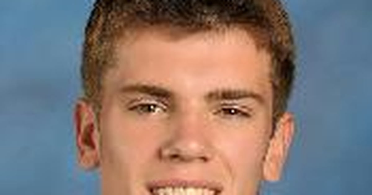 Grant Smith scores 19 as unbeaten Lyons rolls: Tuesday’s Suburban Life sports roundup