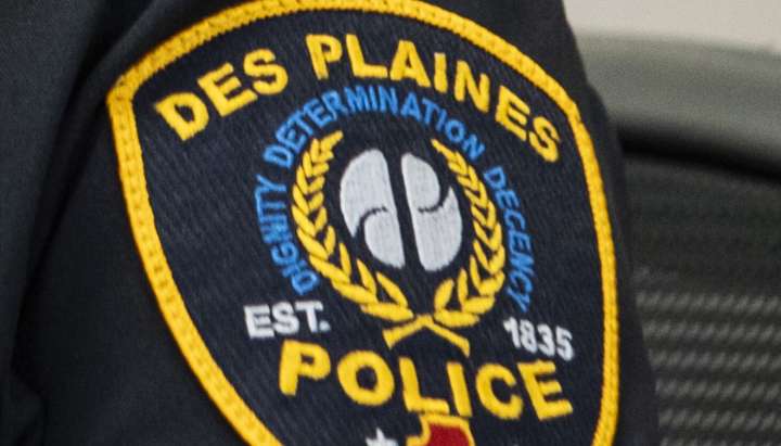 Woman dies in collision with USPS truck in Des Plaines