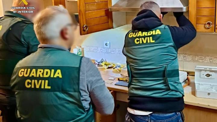 El desmantelamiento de un punto de droga en Hervás (Cáceres) reabre el debate sobre cómo detectar, investigar y frenar el narcotráfico en pueblos pequeños