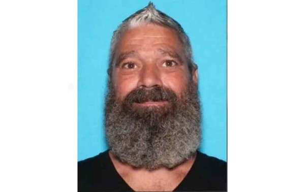 Detención de mujer por DWI culmina con arresto de agresor sexual