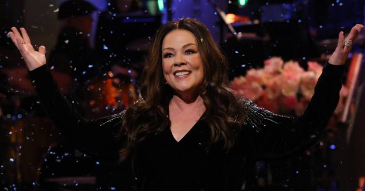 Melissa McCarthy's New Look on 'SNL' Praised By Fans