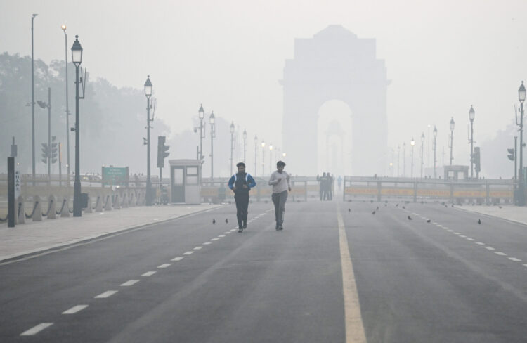 Delhi Wrapped In Smog As AQI Hits 333; IMD Issues Cold Wave Alert For Today
