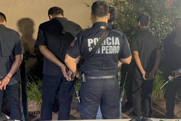 Vinculan a detenidos en fiesta clandestina de menores, en NL