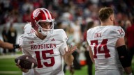 Indiana football's Fernando Mendoza has injury scare vs Ohio State