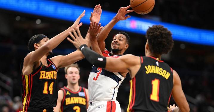 Jalen Johnson has 2nd triple-double in 2 nights to lead the Hawks past the Wizards, 131