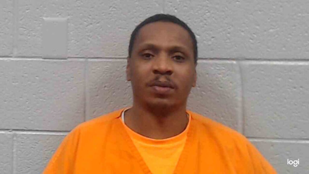 Oak Hill man sentenced to more than three years in federal drug case