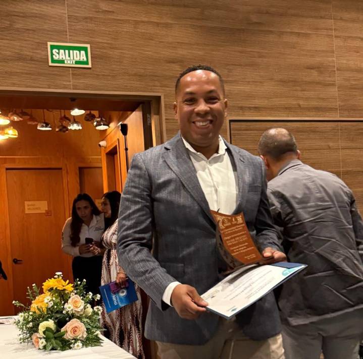 Concejal de Tumaco se distingue por sector salud y su liderazgo comunal