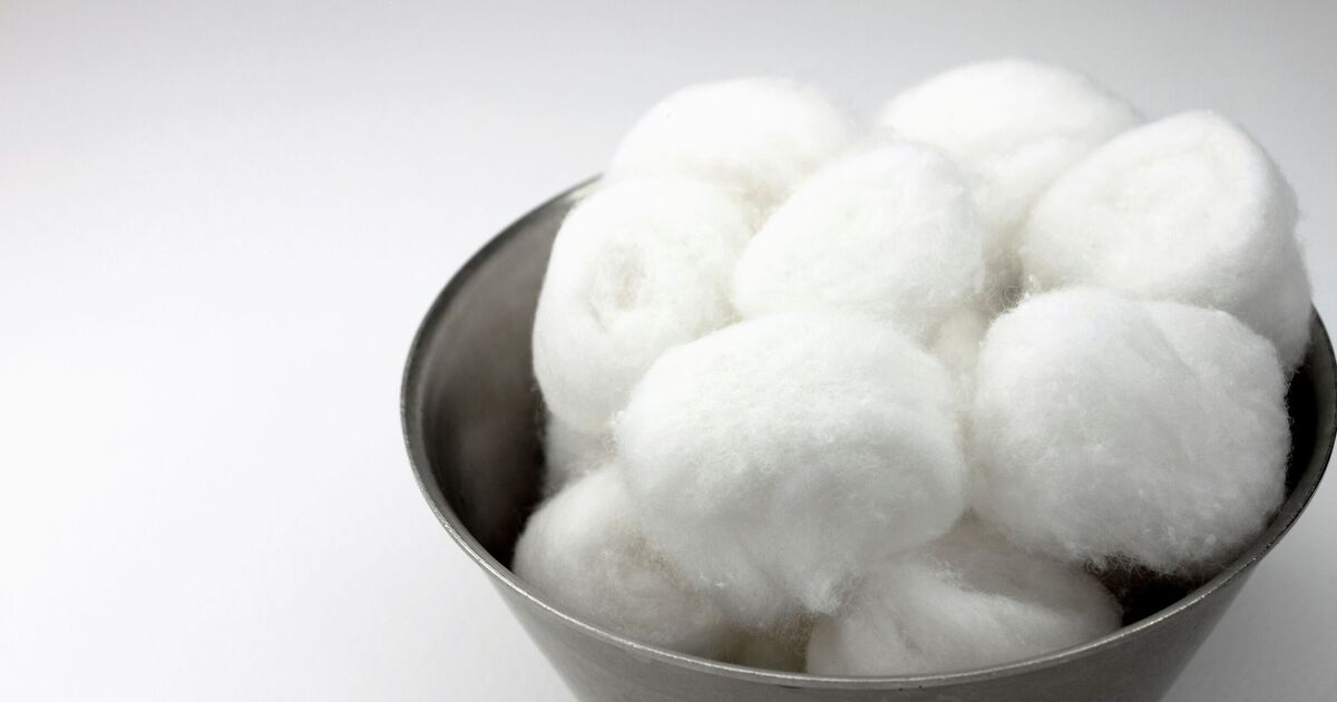 Households urged to put cotton wool in kitchen in December