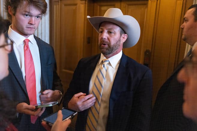 Estados Unidos le propuso a Maduro “irse a Rusia”, según senador republicano